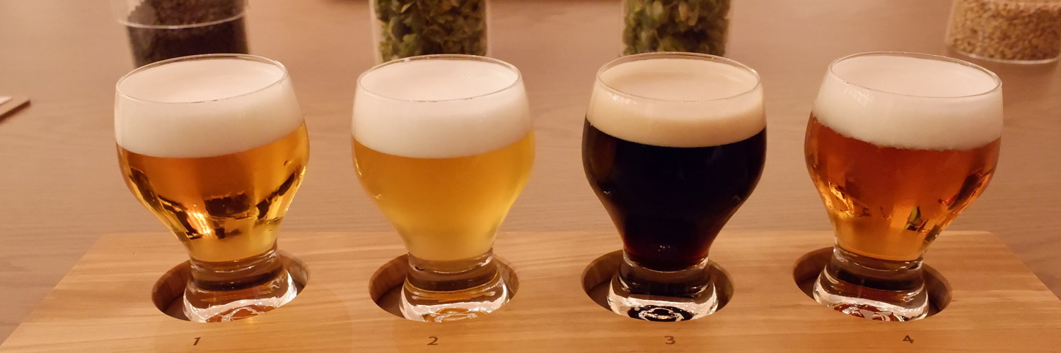 睨月舎